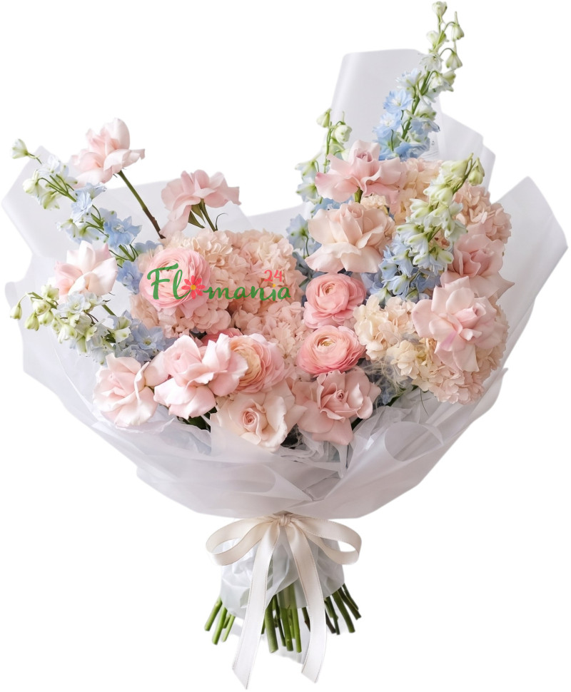 Букет  с гортензией, розами и дельфиниумом «Дыхание ангела»